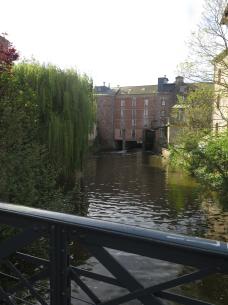 Les grands moulins de Rennes ou moulins « Saint-Hélier » vue de l’amont de la rue Dupont-des-Loges 