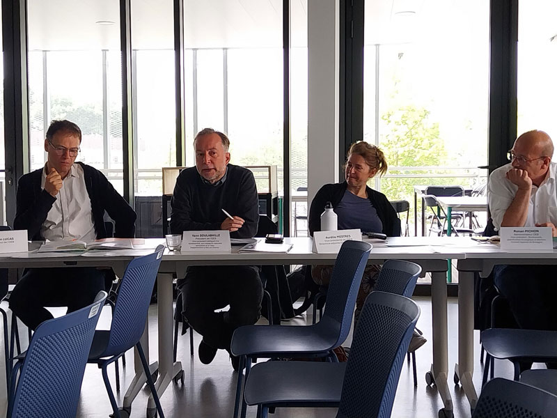 Conférence de presse.